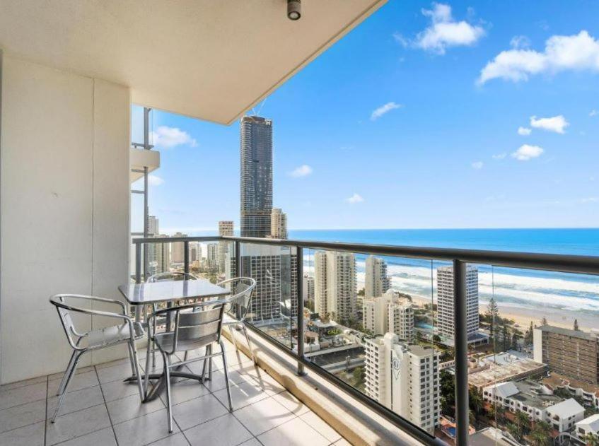 Towers Of Chevron - Private Apartments Gold Coast Eksteriør billede